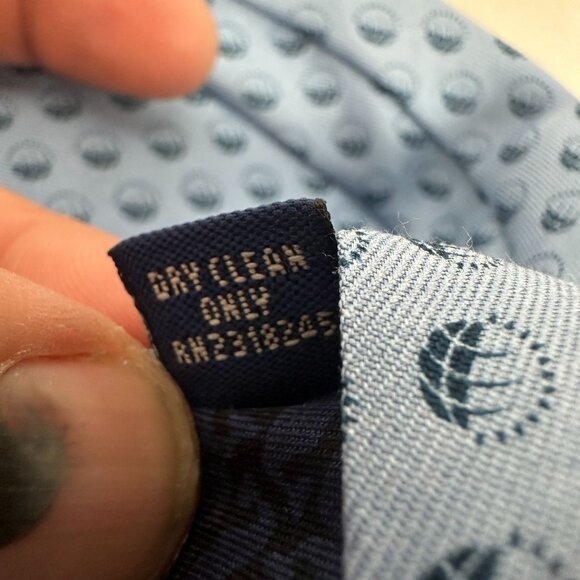 Vineyard Vines Custom Collection Blue Silk Tie With Sun Life Financial Logo - Picture 4 of 6